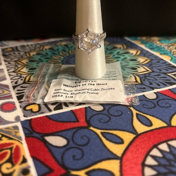 Bomb Party Ring RG90126 Whispers Of The Heart Diamond CZ on Rhodium Size 9 - Picture 2 of 6